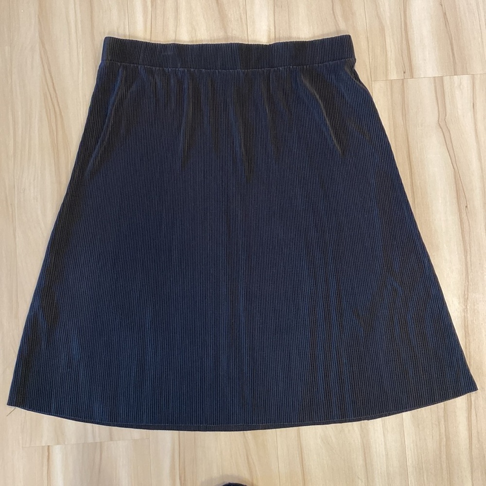Cyrus Black Stretchy Pleated Midi Skirt Size XL Whimsigoth Dark Romantic - Picture 4 of 7
